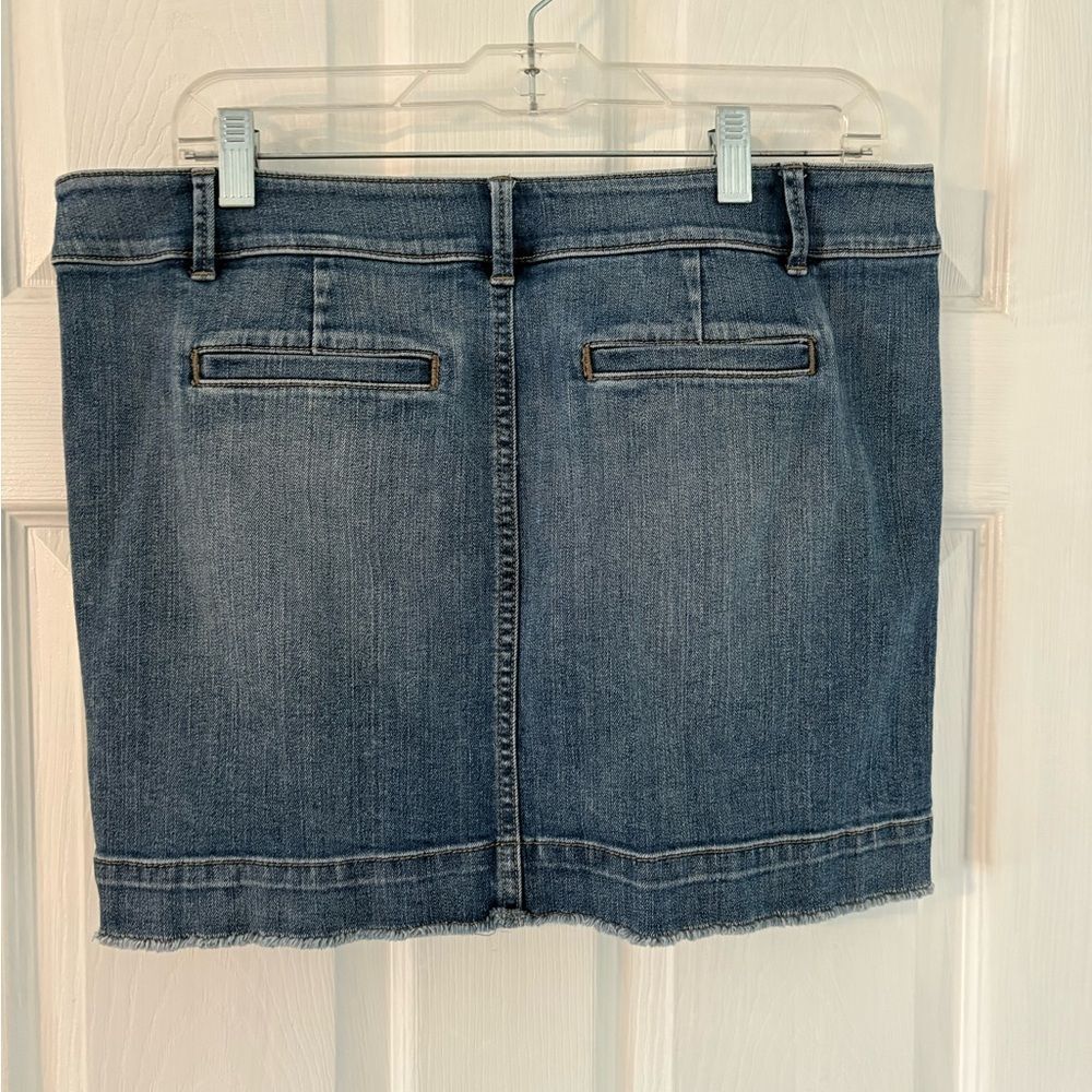 LOFT Denim Mini Skirt Y2K Raw Hem Size 6 - Picture 4 of 10